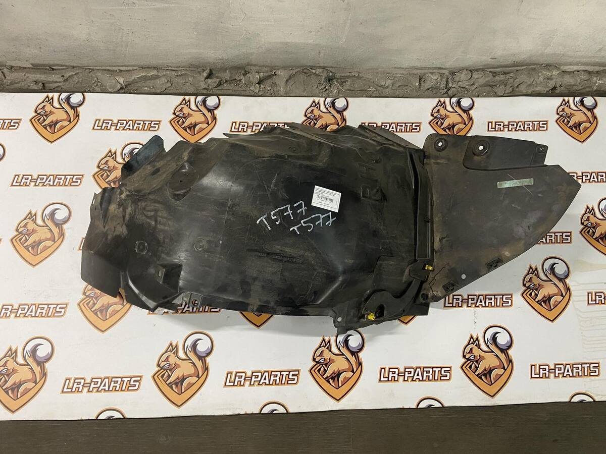 LR136568 Подкрылок передний правый передняя часть Range Rover Evoque New L551 (2019-) Б/У